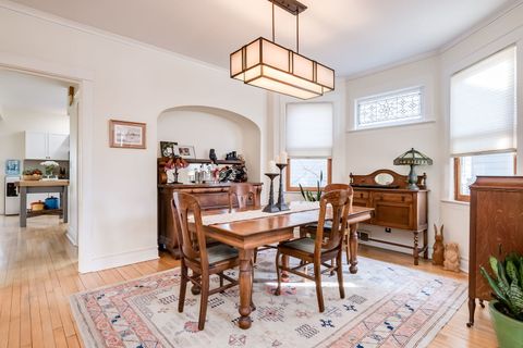 Tiny photo for 1032 Clinton Avenue, Oak Park, IL 60304 (MLS # 12575679)