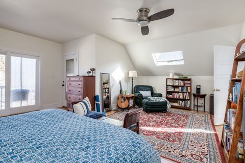 Tiny photo for 1032 Clinton Avenue, Oak Park, IL 60304 (MLS # 12575679)