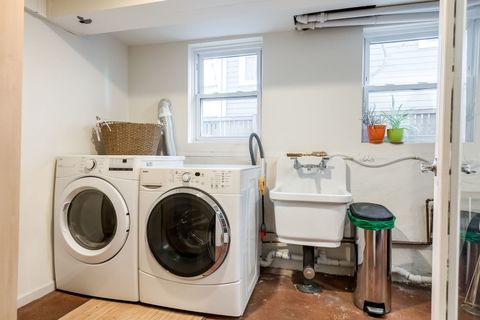 Tiny photo for 1032 Clinton Avenue, Oak Park, IL 60304 (MLS # 12575679)