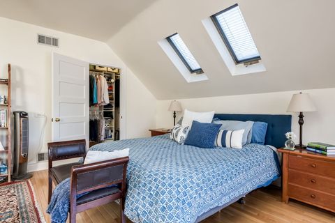 Tiny photo for 1032 Clinton Avenue, Oak Park, IL 60304 (MLS # 12575679)