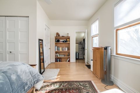 Tiny photo for 1032 Clinton Avenue, Oak Park, IL 60304 (MLS # 12575679)