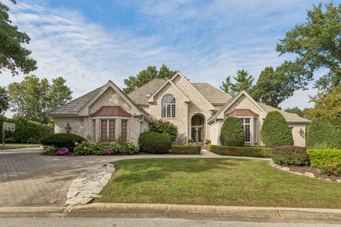 Tiny photo for 23 Ambriance Drive, Burr Ridge, IL 60527 (MLS # 12767432)