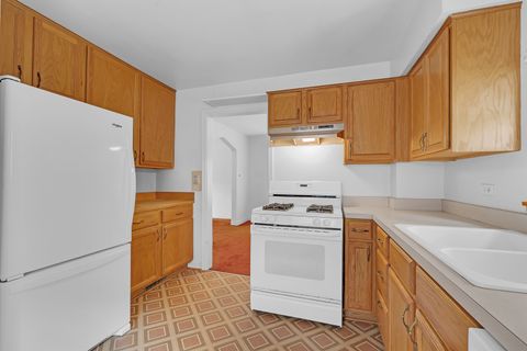 Tiny photo for 9932 S Maplewood Avenue, Chicago, IL 60655 (MLS # 12608234)
