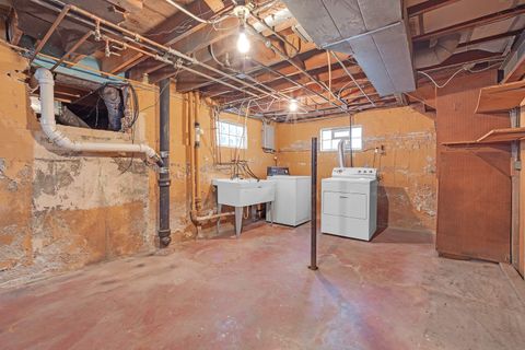 Tiny photo for 9932 S Maplewood Avenue, Chicago, IL 60655 (MLS # 12608234)