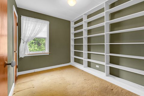 Tiny photo for 9932 S Maplewood Avenue, Chicago, IL 60655 (MLS # 12608234)