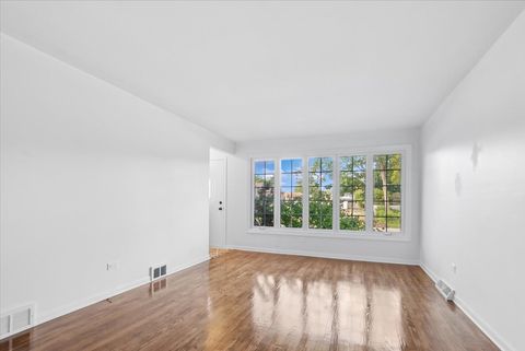 Tiny photo for 11857 S Lawler Avenue, Alsip, IL 60803 (MLS # 12487990)