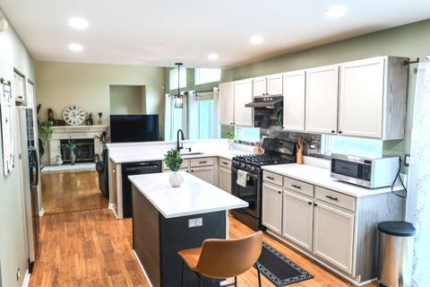 Tiny photo for 4481 W Butternut Lane, Waukegan, IL 60085 (MLS # 12657979)