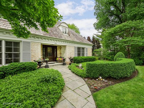 Tiny photo for Hinsdale, IL 60521 (MLS # 12621378)