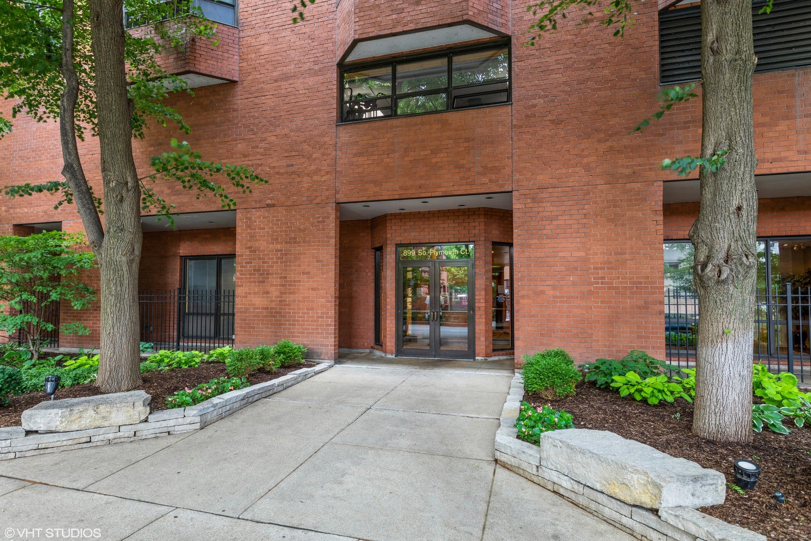 899 S Plymouth Court 2001