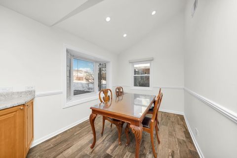 Tiny photo for 3505 Linneman Street, Glenview, IL 60025 (MLS # 12533899)