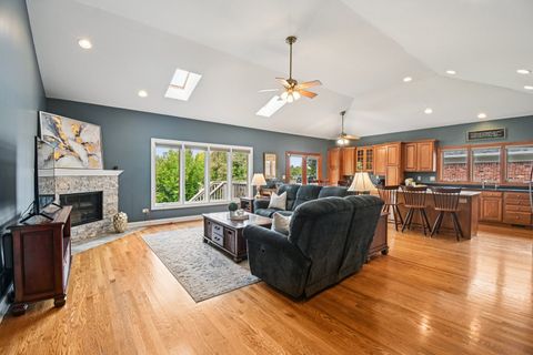 Tiny photo for 4N466 Mark Twain Street, St. Charles, IL 60175 (MLS # 12481572)