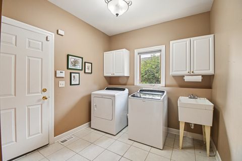 Tiny photo for 4N466 Mark Twain Street, St. Charles, IL 60175 (MLS # 12481572)