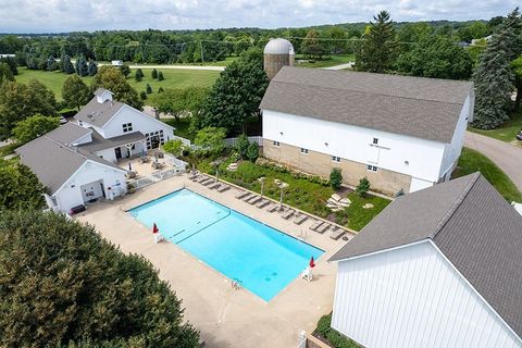 Tiny photo for 4N466 Mark Twain Street, St. Charles, IL 60175 (MLS # 12481572)