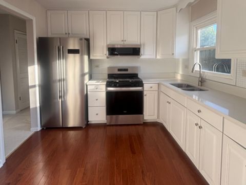 Tiny photo for 560 S 5th Street, West Dundee, IL 60118 (MLS # 12496503)