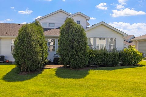 A home in Crest Hill