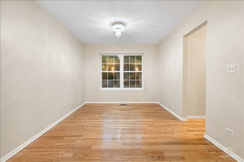 Tiny photo for 7 Eagle Court, Streamwood, IL 60107 (MLS # 12630021)
