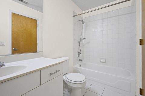 Tiny photo for Chicago, IL 60605 (MLS # 12592165)