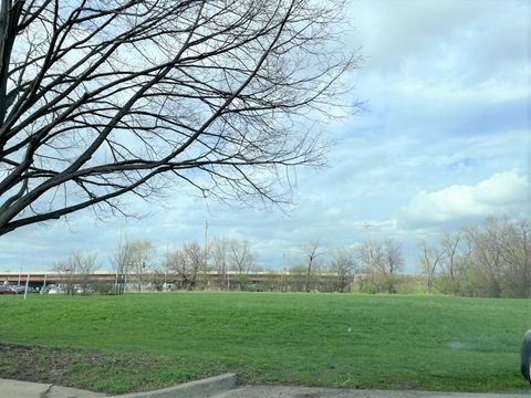 441 S Mclean Boulevard Elgin IL 60123