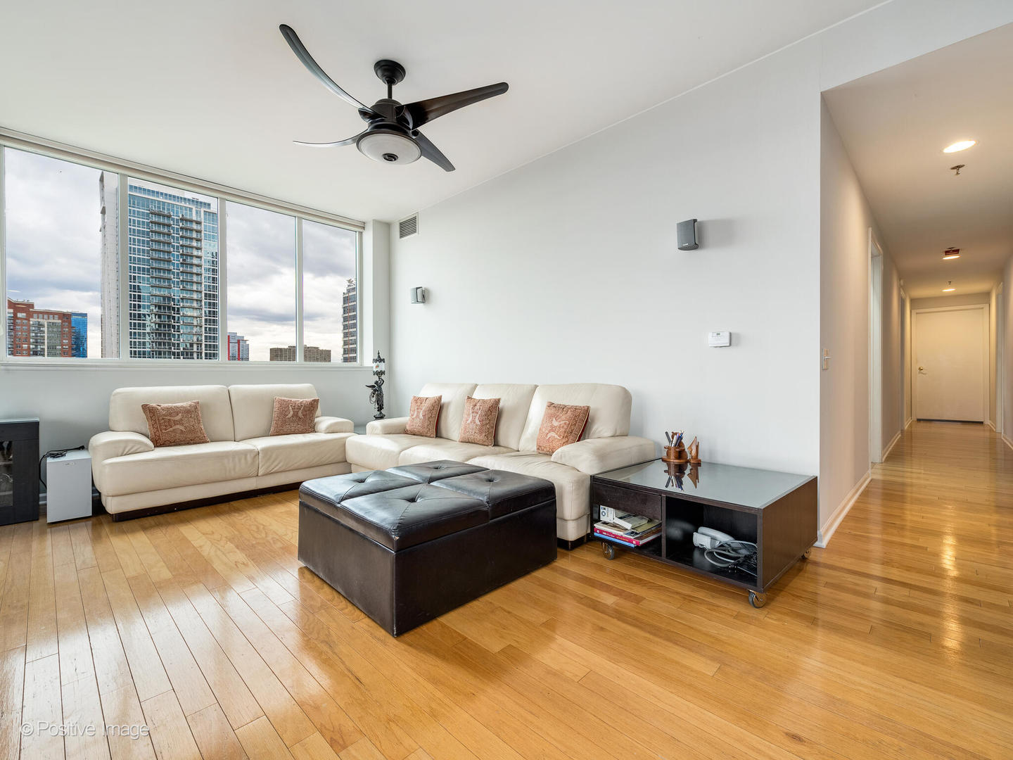 1515 S Prairie Avenue 1306