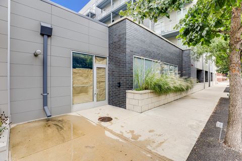 1100 W Adams Street 1 Chicago IL 60607