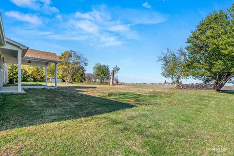 Tiny photo for 121 Pine Street, Buckingham, IL 60917 (MLS # 12508480)