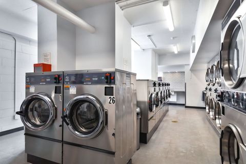 Tiny photo for 6157 N Sheridan Road #25A, Chicago, IL 60660 (MLS # 12498507)