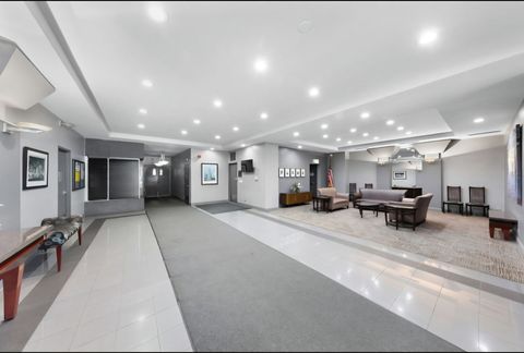 Tiny photo for 6157 N Sheridan Road #25A, Chicago, IL 60660 (MLS # 12498507)