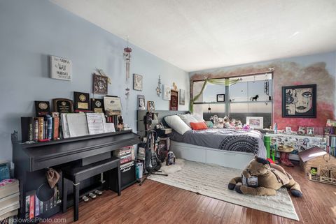 Tiny photo for 6157 N Sheridan Road #25A, Chicago, IL 60660 (MLS # 12498507)