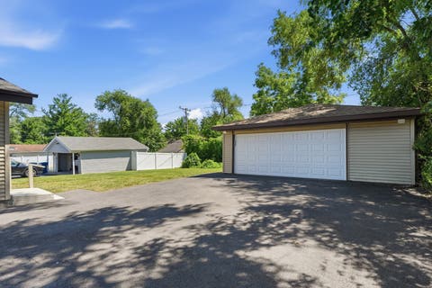 Tiny photo for 661 Easy Street, Glendale Heights, IL 60139 (MLS # 12716963)