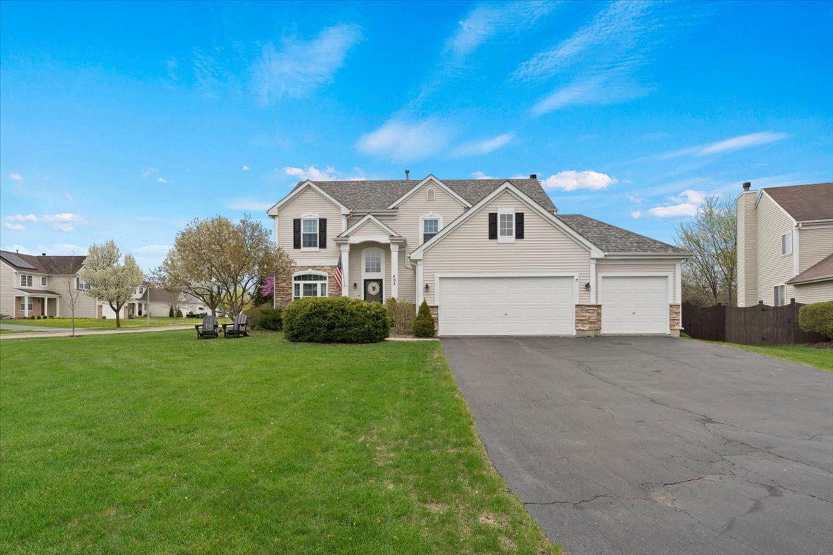 605 Acorn Court