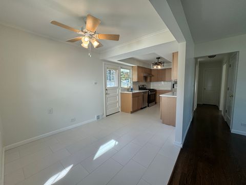 Tiny photo for 709 W Glencoe Road, Palatine, IL 60067 (MLS # 12558813)