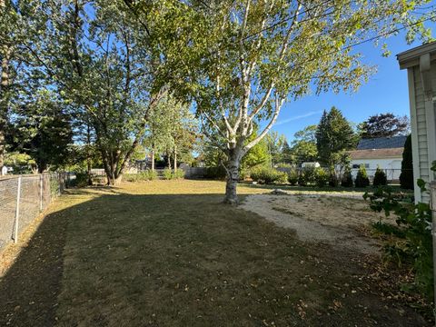 Tiny photo for 709 W Glencoe Road, Palatine, IL 60067 (MLS # 12558813)