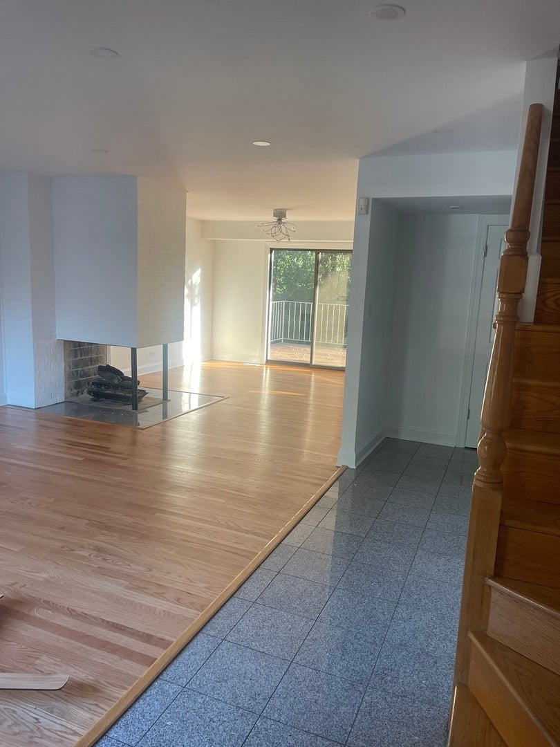 19W143 Avenue Rue Royal Avenue