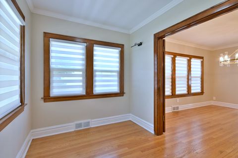 Tiny photo for 3218 SCOVILLE Avenue, Berwyn, IL 60402 (MLS # 12497143)