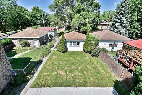 Tiny photo for 3218 SCOVILLE Avenue, Berwyn, IL 60402 (MLS # 12497143)