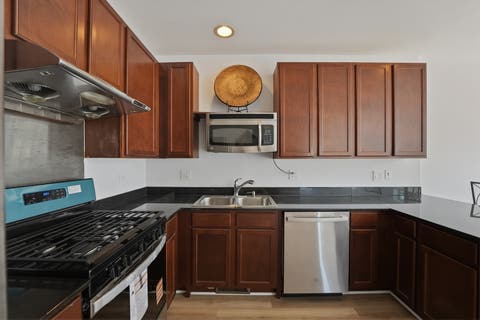 Tiny photo for 3560 S Federal Street, Chicago, IL 60609 (MLS # 12643445)