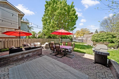 Tiny photo for 404 Grand Boulevard, Park Ridge, IL 60068 (MLS # 12647619)