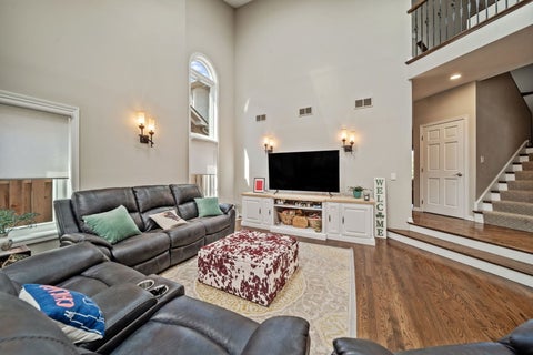Tiny photo for 404 Grand Boulevard, Park Ridge, IL 60068 (MLS # 12647619)