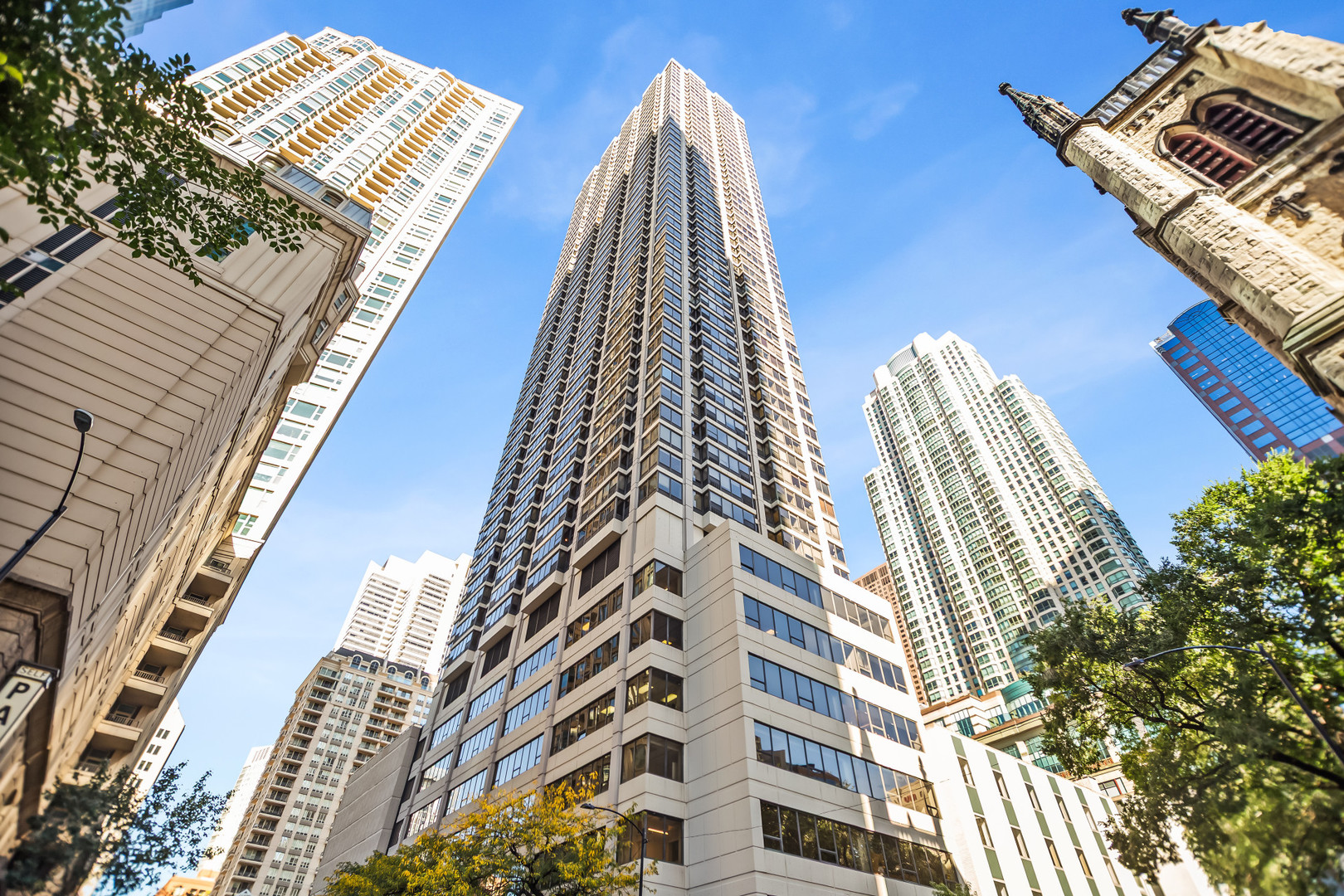 Chicago, Illinois 60611, United States, 2 Bedrooms Bedrooms, ,2 BathroomsBathrooms,Residential,Active,234579