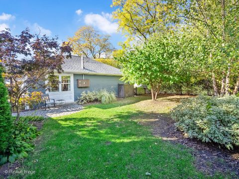 Tiny photo for 448 W Vallette Street, Elmhurst, IL 60126 (MLS # 12506789)