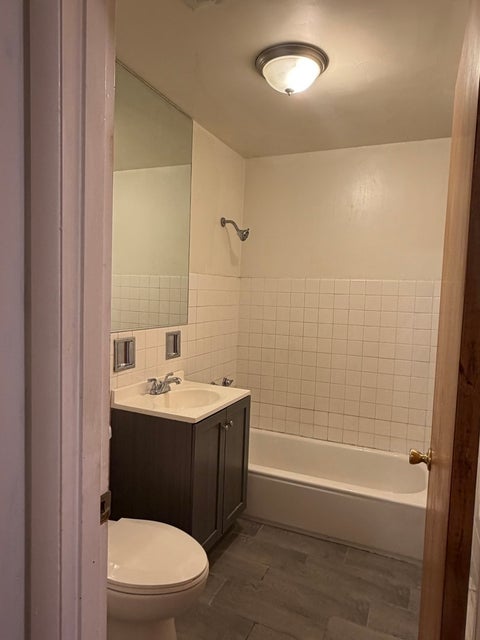 Tiny photo for 214 S Oak Park Avenue S #5, Oak Park, IL 60302 (MLS # 12636270)