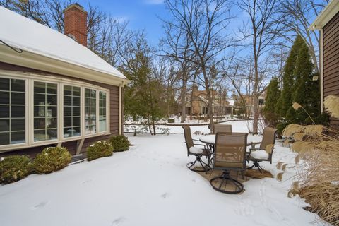 Tiny photo for 9 Court of Connecticut River Valley, Lincolnshire, IL 60069 (MLS # 12561155)