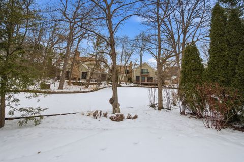 Tiny photo for 9 Court of Connecticut River Valley, Lincolnshire, IL 60069 (MLS # 12561155)