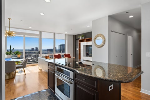 Tiny photo for 737 W Washington Boulevard #2210, Chicago, IL 60661 (MLS # 12710911)