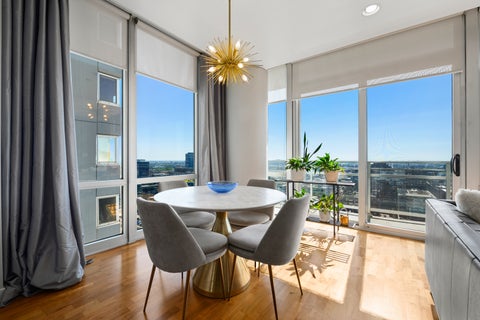 Tiny photo for 737 W Washington Boulevard #2210, Chicago, IL 60661 (MLS # 12710911)
