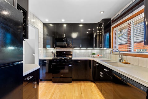 Tiny photo for 558 E Park Avenue, Elmhurst, IL 60126 (MLS # 12781395)