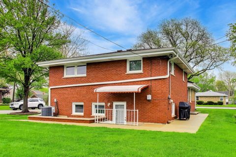 Tiny photo for La Grange Park, IL 60526 (MLS # 12627328)