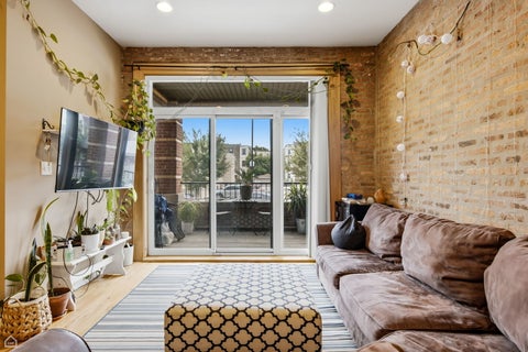 Tiny photo for 2318 W Augusta Boulevard #1A, Chicago, IL 60622 (MLS # 12685031)