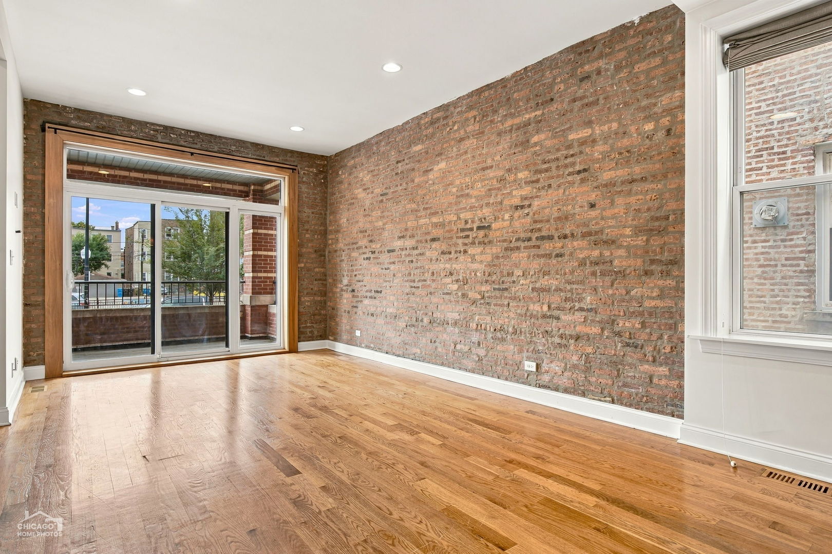 2318 W Augusta Boulevard 1A