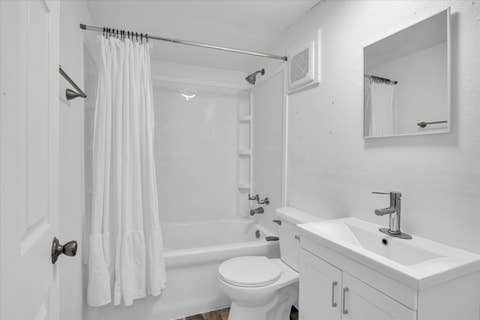 Tiny photo for 1003 S Pleasantview DR, Tuscola, IL 61953 (MLS # 12706073)